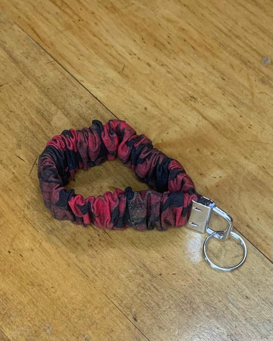 Keychain Wristlet Scrunchie - Red & Black