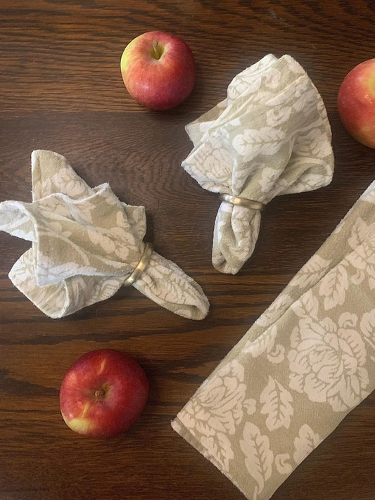 Medium Dinner Napkin - Set of 4